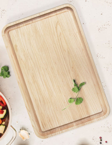 PERSONALIZED MAPLE CUTTING BOARD