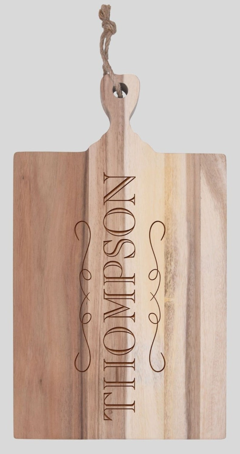 PERSONALIZED BAMBOO CUTTING BOARD